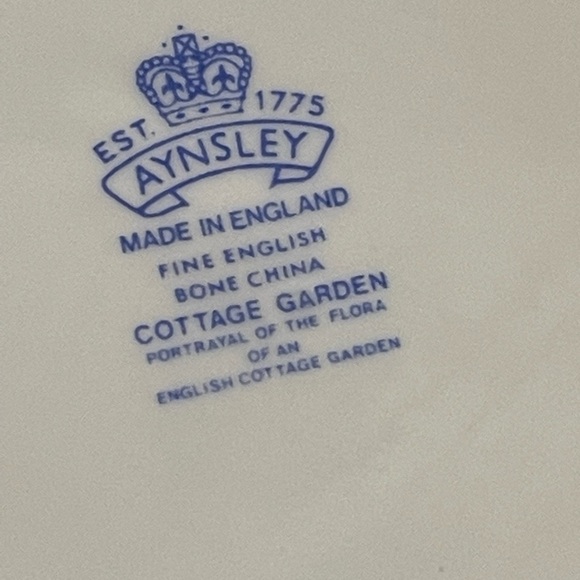 AYNSLEY Cottage Garden Butter Dish. BONE CHINA. Made in England - Picture 4 of 5